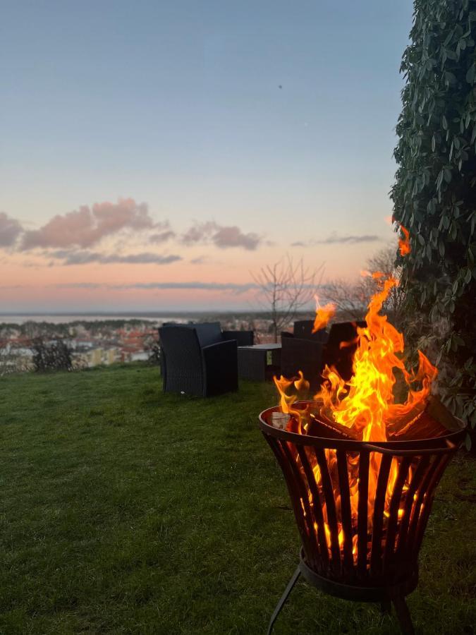 3-Rumslaegenhet I Villa Med Havsutsikt I Bastad Hindbaersvaegen 22 Exterior foto